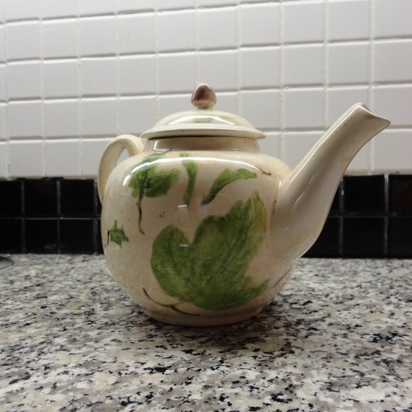 Hand Painted Teapot - Picture 5 of 10